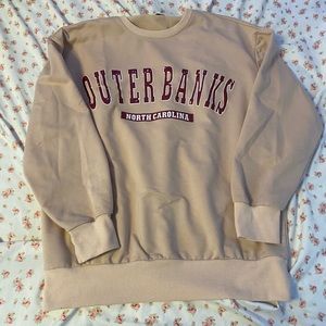 size M crewneck